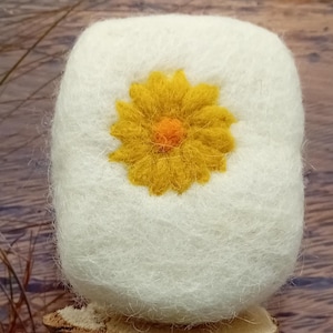 Ringelblume Natur Seife, in Schafwolle eingefilzt