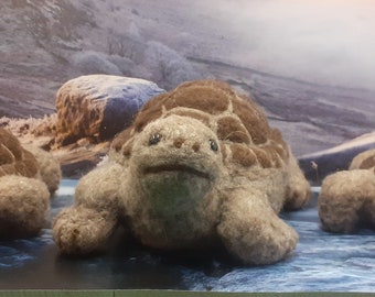 Schildkröte groß und klein, mit Schafwolle eingefilzt