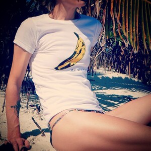 NEW IN! Small Velvet underground Andy Warhol Banana album cover fitted white t-shirt