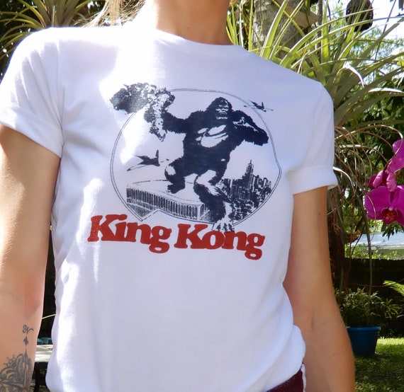 NEW IN! Small Vintage Style King Kong White Fitted Casual T-shirt
