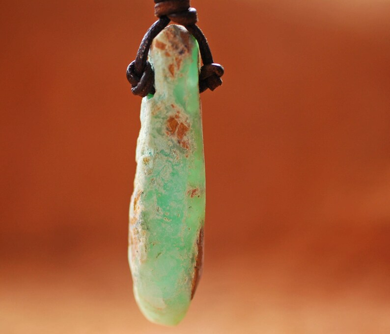 Chrysoprase gemstone pendant,green image 2