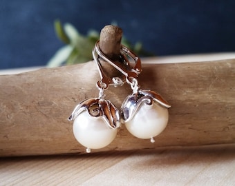 Silver Solitaire Pearl Earrings, Sterling silver dangle earrings with white pearls, Floral lace pearl earrings, Handmade, Earrings #804