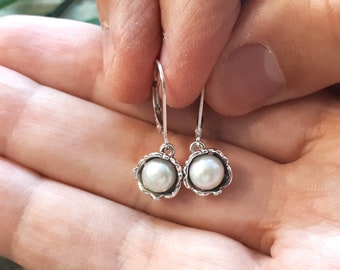 Dainty Silver & Pearl Dangle Earrings, Sterling silver organic earrings with solitaire pearl, Floral, Leaf, Handmade, Earrings # 160