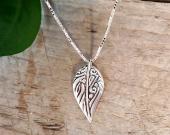Silver Leaf Pendant, Silver Leaf Necklace, Stamp pendant, Engraved pendant, Floral lace pendant, Sterling silver, Handmade, Pendant #157