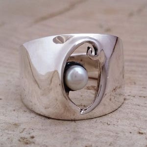 Solitaire pearl ring - Silver band ring with white pearl, Wave ring, Surf ring, Moon ring, Large band ring, Women ring, Handmade, Ring #201