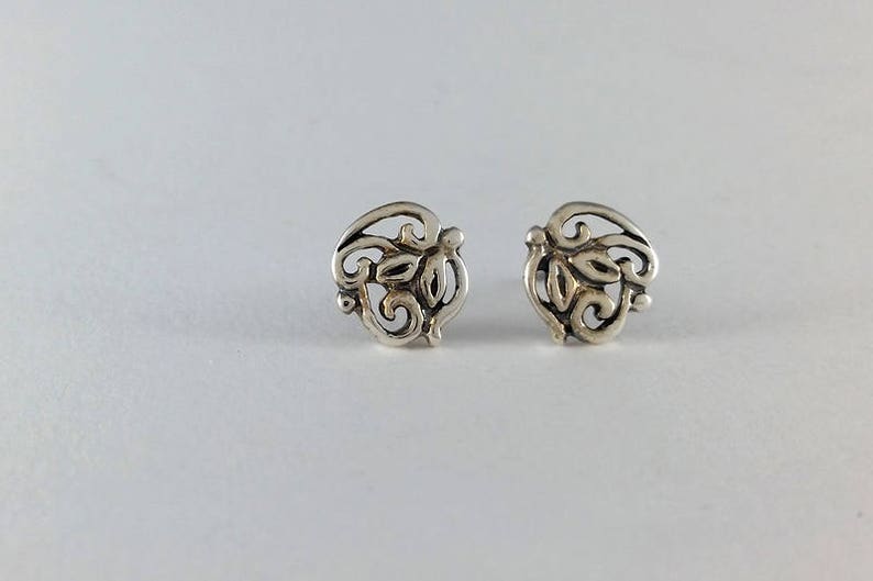 Silver Dainty Lace Stud Earrings, Dainty organic design earrings, Stud Earrings, Handmade, Earrings 172.A image 6