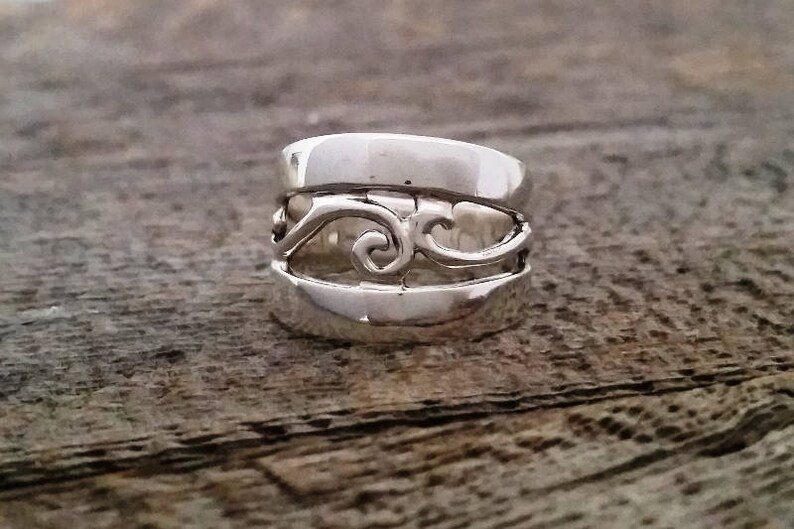 LILAH WAVE RING main image 1