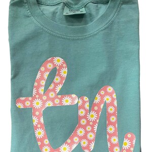 Pink daisy  TN shirt- TN-  tennessee- tn shirt- daisy- comfort colors- free shipping- unisex tee- short sleeve