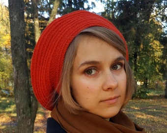 Red french womens beret, Hand knit hat, Tam o&#39;shanter, Lightweight merino wool hat, Handmade