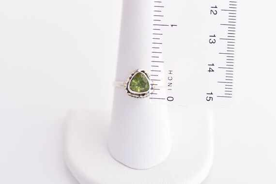 Sterling Silver Peridot (8mm) Ring View 4
