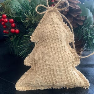 Vintage Lace Hanging Tree Peg Rail Hanger Bowl Basket Filler Christmas Holiday Decor Beige Tan Crochet Fabric Jute Cord Bow 7 x 6 Inches