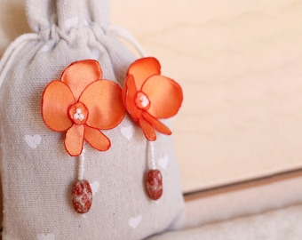 Articles Similaires à Sexy Fille Japonaise Avec Des