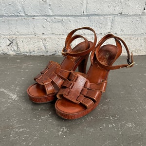1970s Vintage Capeto&#39;s Brazil Leather Wood Platform Sandals Women&#39;s Size 6.5