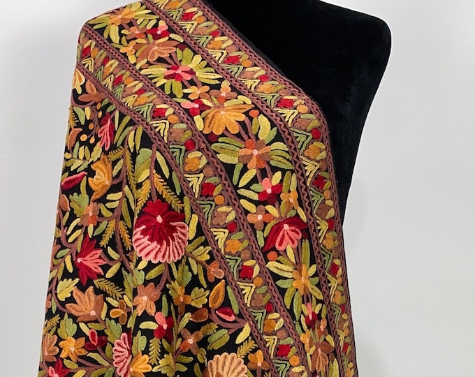 Jardin Floral Medley Wrap / Scarf