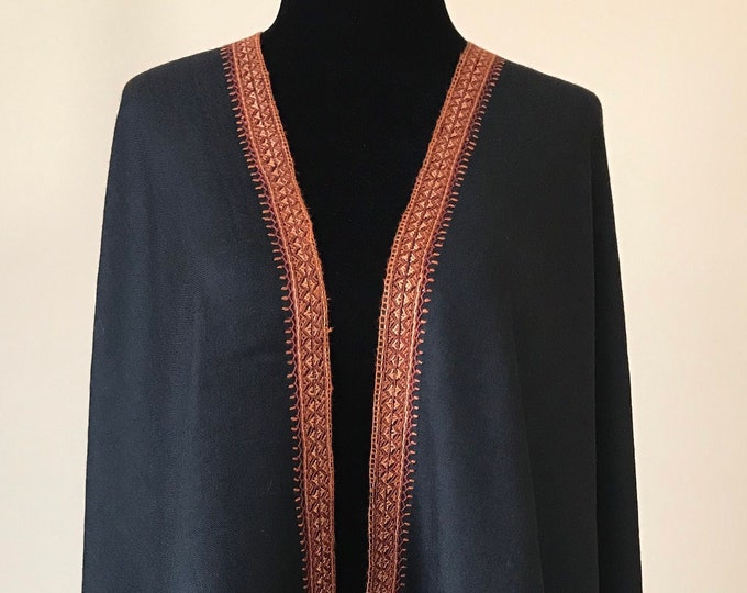Khas Border Hand Embroidered Wool Shawl