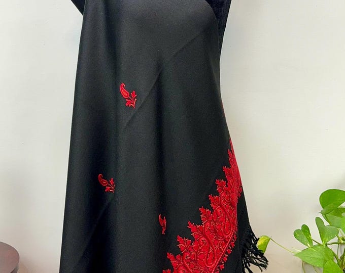 Isabella Hand Embroidered Paisley Wool Scarf / Wrap