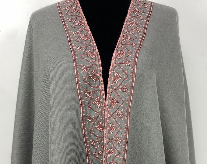 Darqawi Sandala Hand Embroidered Wool Shawl - Grey