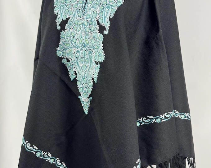 Hand Embroidered Light Weight Kashmiri Wool Poncho