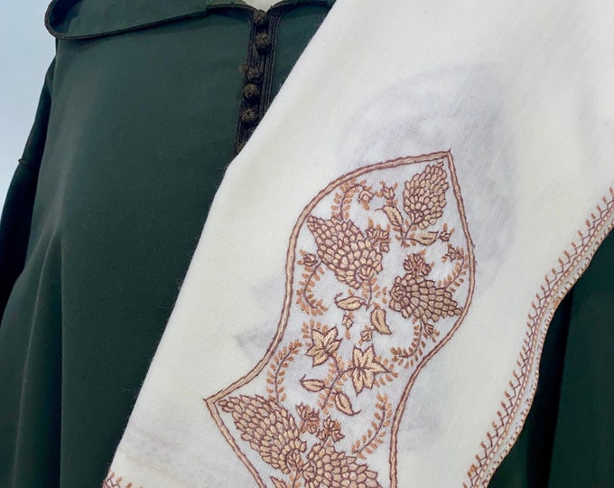 Zayn Sandala Hand Embroidered Wool Shawl - Meringue White #1