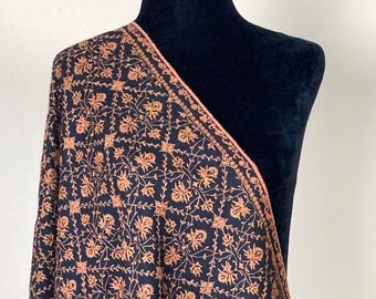 Handloom Hand Embroidered Cashmere Shawl