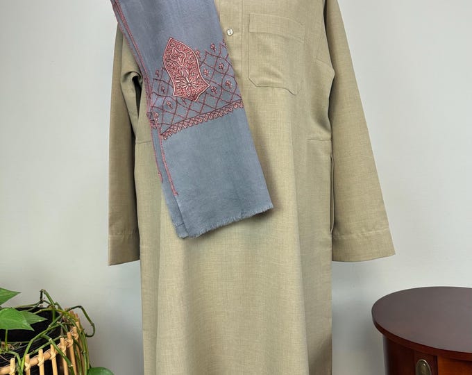 Taha Sandala Hand Embroidered Wool Shawl - Light Silver Stone Blue
