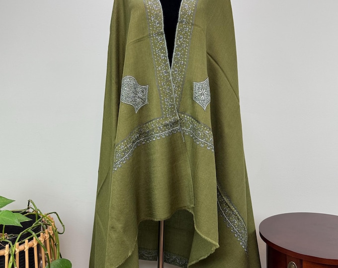 Darqawi Sandala Hand Embroidered Wool Shawl - Crocodile Green