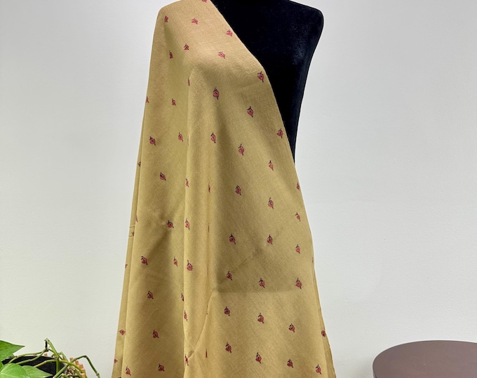 Rose Regal Motif Hand Embroidered Wool Scarf