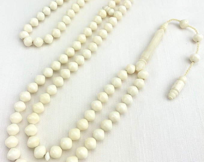 Diamond Shaped Prayer Beads 7 mm - Camel Bone