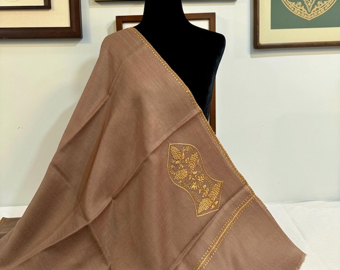 Zayn Sandala Shawl - Hand Embroidered -