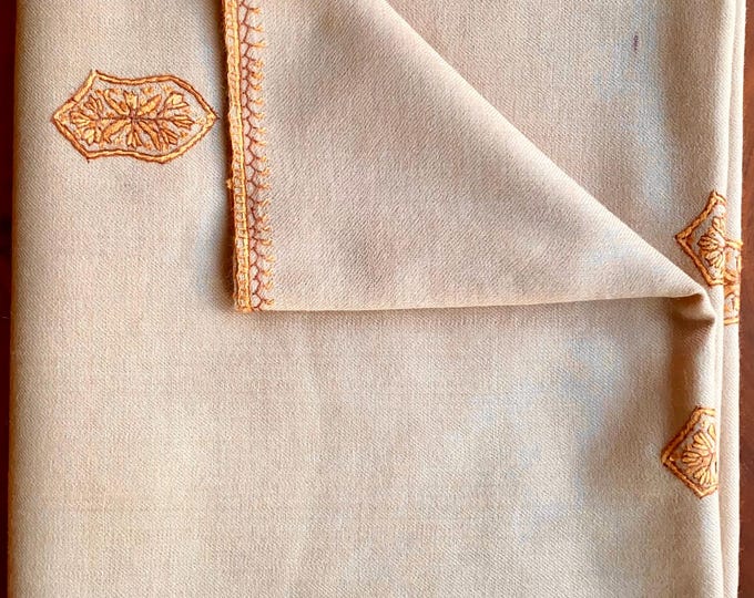 Nur Sandala Shawl