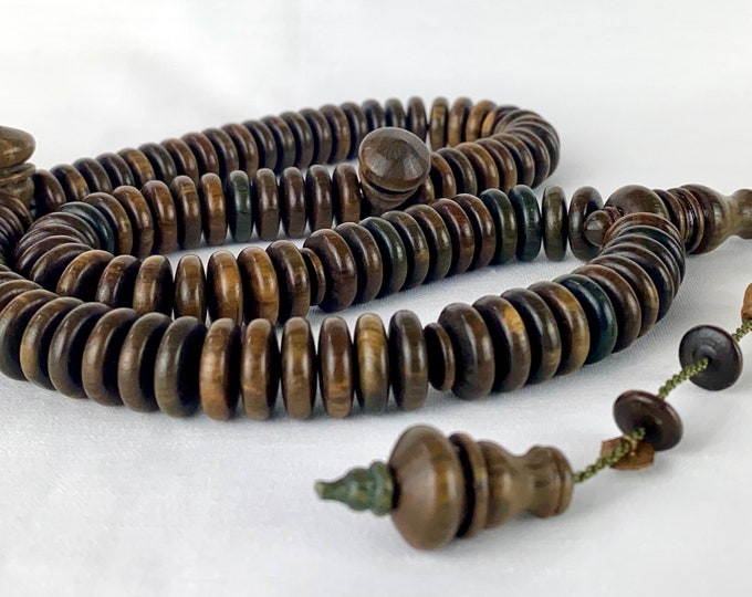 Large Disc Prayer Beads 12 mm (Green Rosewood / Lignum Vitae)