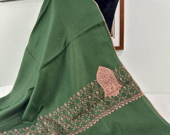 Taha Sandala Hand Embroidered Wool Shawl - Emerald Green