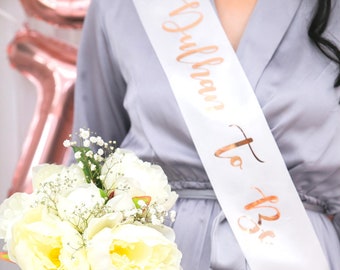 Team Dulhan And Dulhan To Be Sashes 8 Pack - Team Bride Bridal Shower Hen Party Photo Props Bridal Party Kit Desi Wedding Gifts for Brides