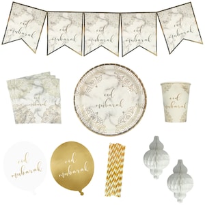 Op de afbeelding: Eid Mubarak feestbenodigdheden met een wit en gouden marmerpatroon. De set bevat een vlaggenlijn, borden, servetten, bekers, ballonnen, rietjes en honingraatdecoraties.