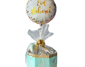 Eid Large Hamper Gift Box & Balloon - Personalised Gift Chocolate Set Eid Mubarak Pamper Box Hamper Gift Set Muslim Halal Hamper Basket