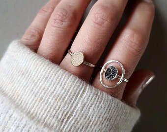 Druzy stone ring with or without halo, white or black druzy stone, handmade ring