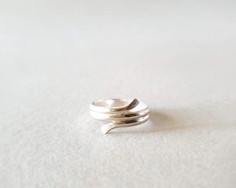 Ezra Ring, wrap ring, Handmade