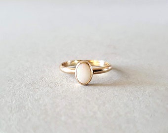 14k gold Opal Ring, handmade ring