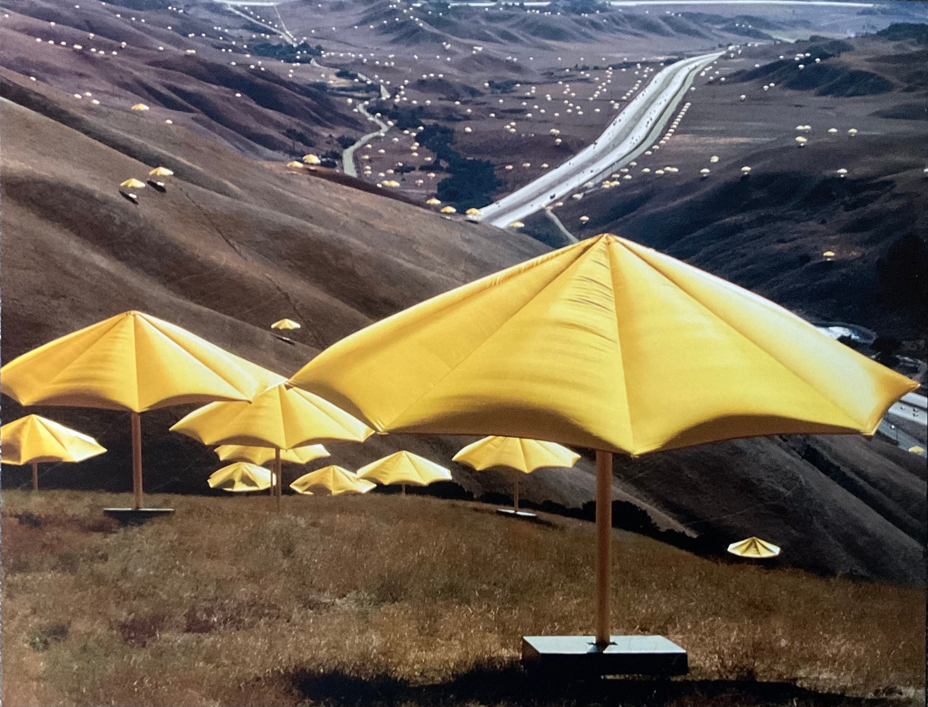 Christo - the Umbrellas - Rare Offset Lithograph 33x25 Cm Taschen
