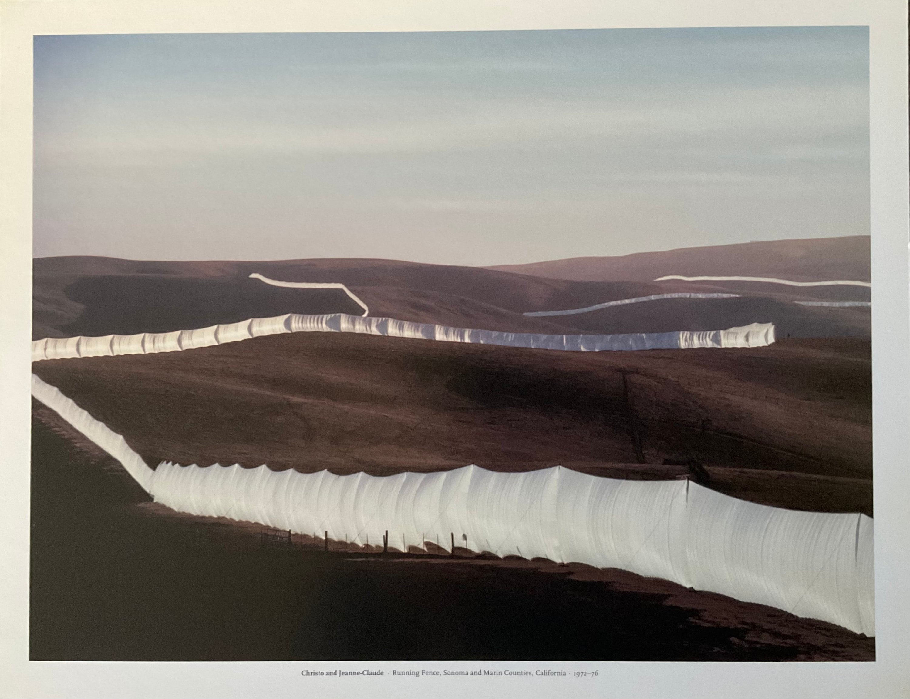 CHRISTO、RUNNING FENCE、海外版超希少レゾネ、新品額装付 CHRISTO、RUNNING FENCE、海外版超希少レゾネ、新品額装付 CHRISTO