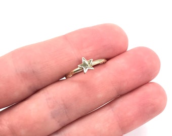 Gold Tiny Star Ring Gold Star Ring Little Star Ring Dainty Ring Simple Minimalist Ring Midi Star Ring Little Gold Star Ring Stacking Ring