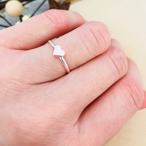 Heart Ring Silver Heart Ring Tiny Heart Ring Dainty Heart Ring Love Ring Small Heart Ring Minimalist Ring Midi Ring Rose Gold Heart