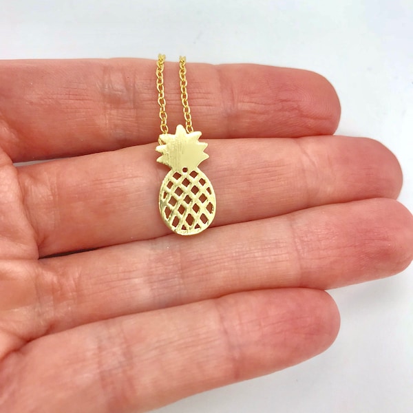 Dainty Pineapple Necklace Silver Pineapple Necklace Small Pineapple Pendant Bridesmaid Gift Hospitality Necklace Hawaii Gold Pineapple Gift