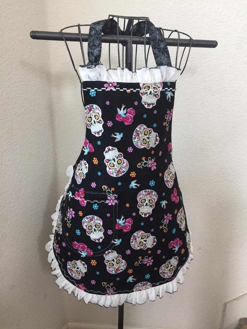 Reversible Folklorico Smiling Skulls Aprons