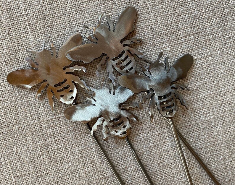 Garden Bees Metal Garden Art Garden Decor Bees Bee Lover Etsy