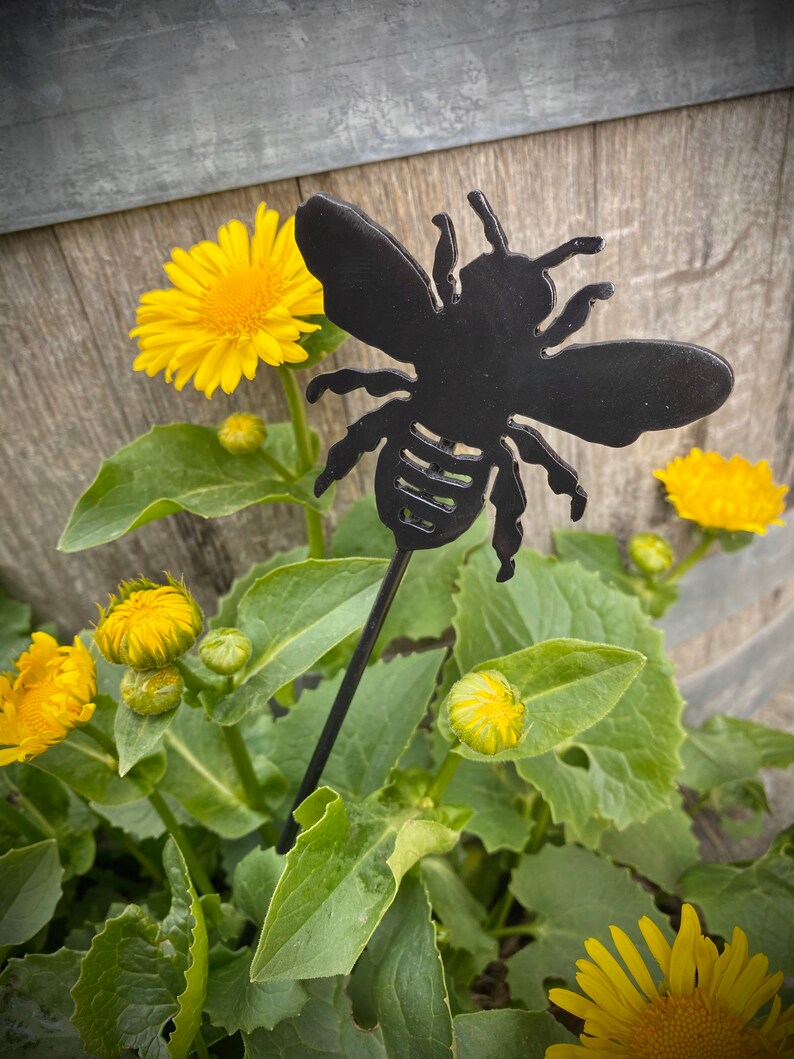 Metal Art Garden Decor Bees Bee Lover Garden Decor Cute as Etsy