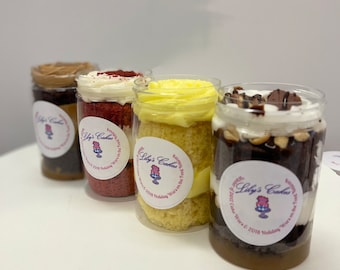 4 8oz pack assorted flavors cupcakes in a jar