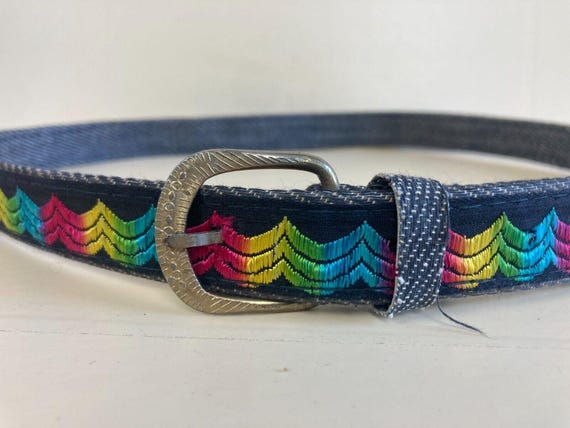 Vintage Denim Jeans Belt Embroidered Pattern 30-32IN Waist Vintage Denim Jeans Belt Embroidered Pattern 30-32IN Waist