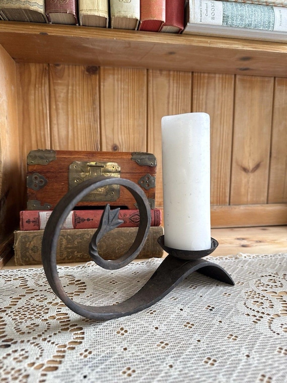 Vintage Hand geschmiedet Schmiedeeisen Kerzenhalter Rustikal Mittelalter Kunsthandwerk