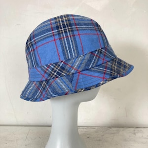 Vintage Wool Walking Hat Blue Check Plaid damski kapelusz typu bucket hat Edinburgh Mill